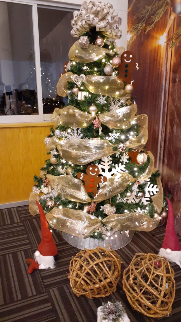 Árbol de navidad para casa 1.9 metros