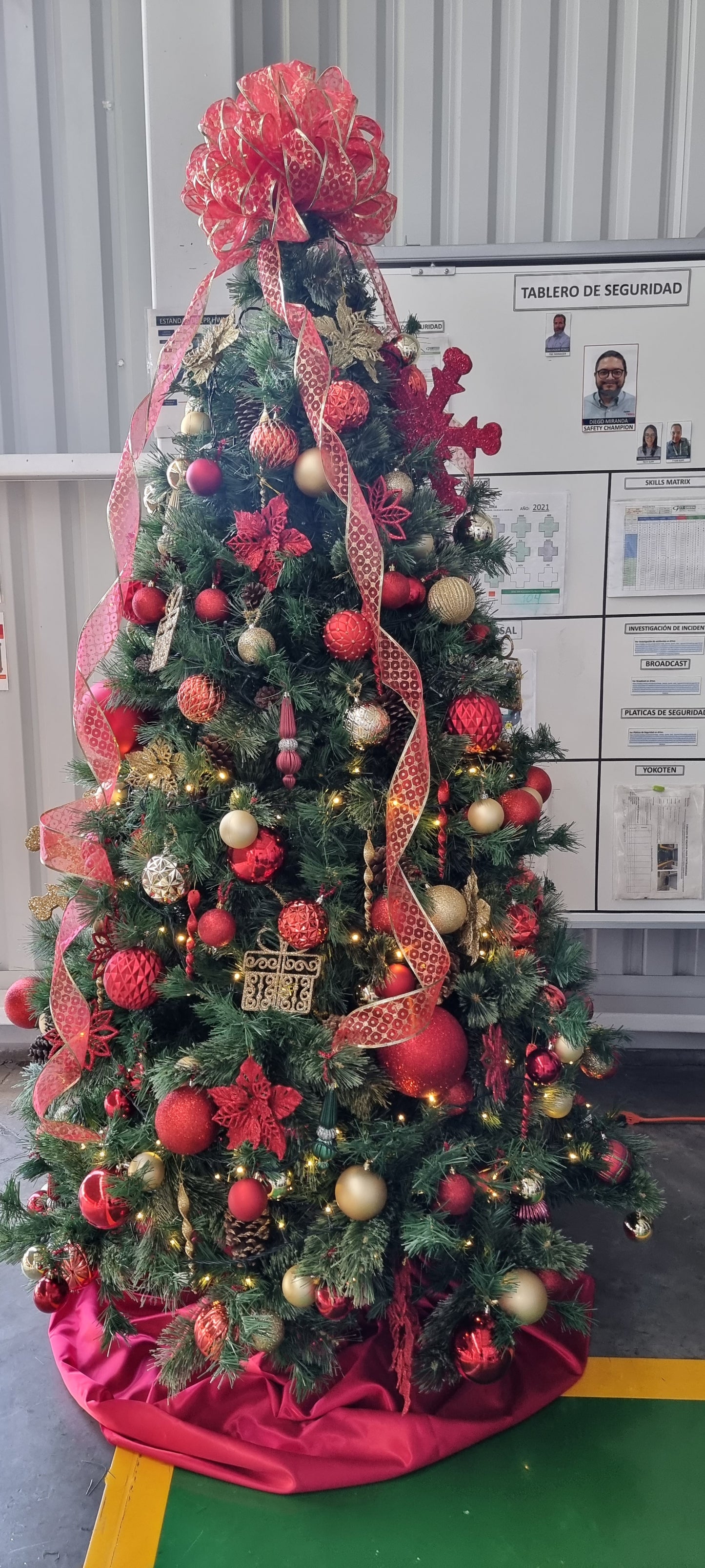 Árbol de navidad para casa 1.9 metros