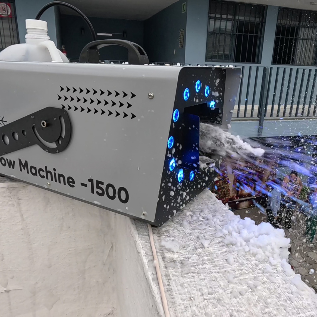 Máquina de nieve artificial  1500 W