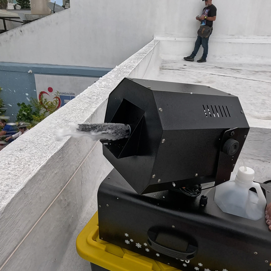 Máquina de nieve artificial  2000 W